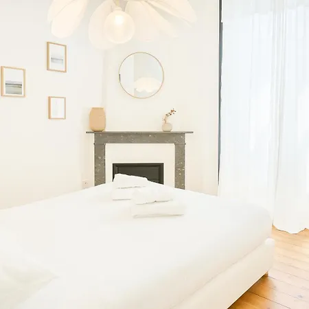 Elegant Cocon Avec Balcon A Deux Pas Des Vagues * Biarritz